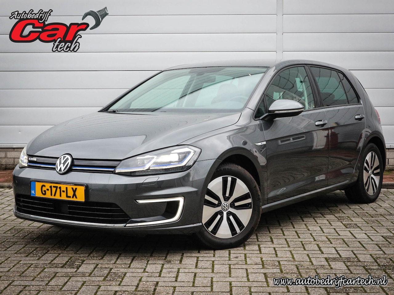 Volkswagen e-Golf - E-DITION | Clima | Cruise | Navi | Stoelverwarming | Virtuele cockpit |Sportstoelen | Led - AutoWereld.nl