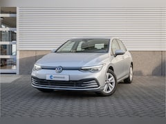 Volkswagen Golf - 1.5 eTSI 130PK DSG Life | Carplay | pdc | Winterpakket | Acc | Virtual Cockpit|