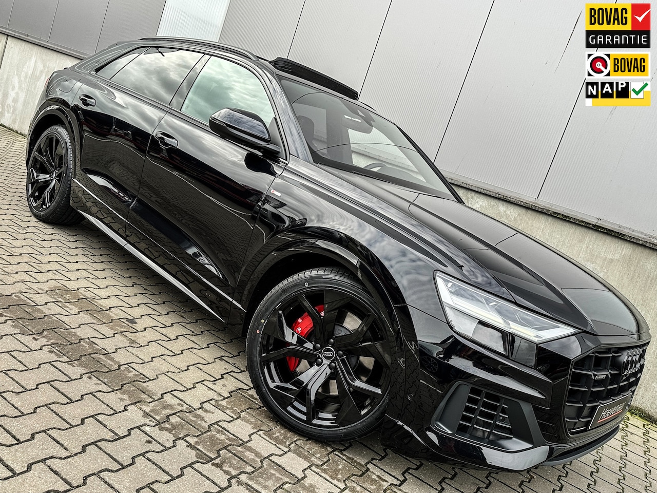 Audi Q8 - 55 TFSI e 22Inch SQ8 Dif S-line Rs-intr Pano Lucht 381Pk - AutoWereld.nl