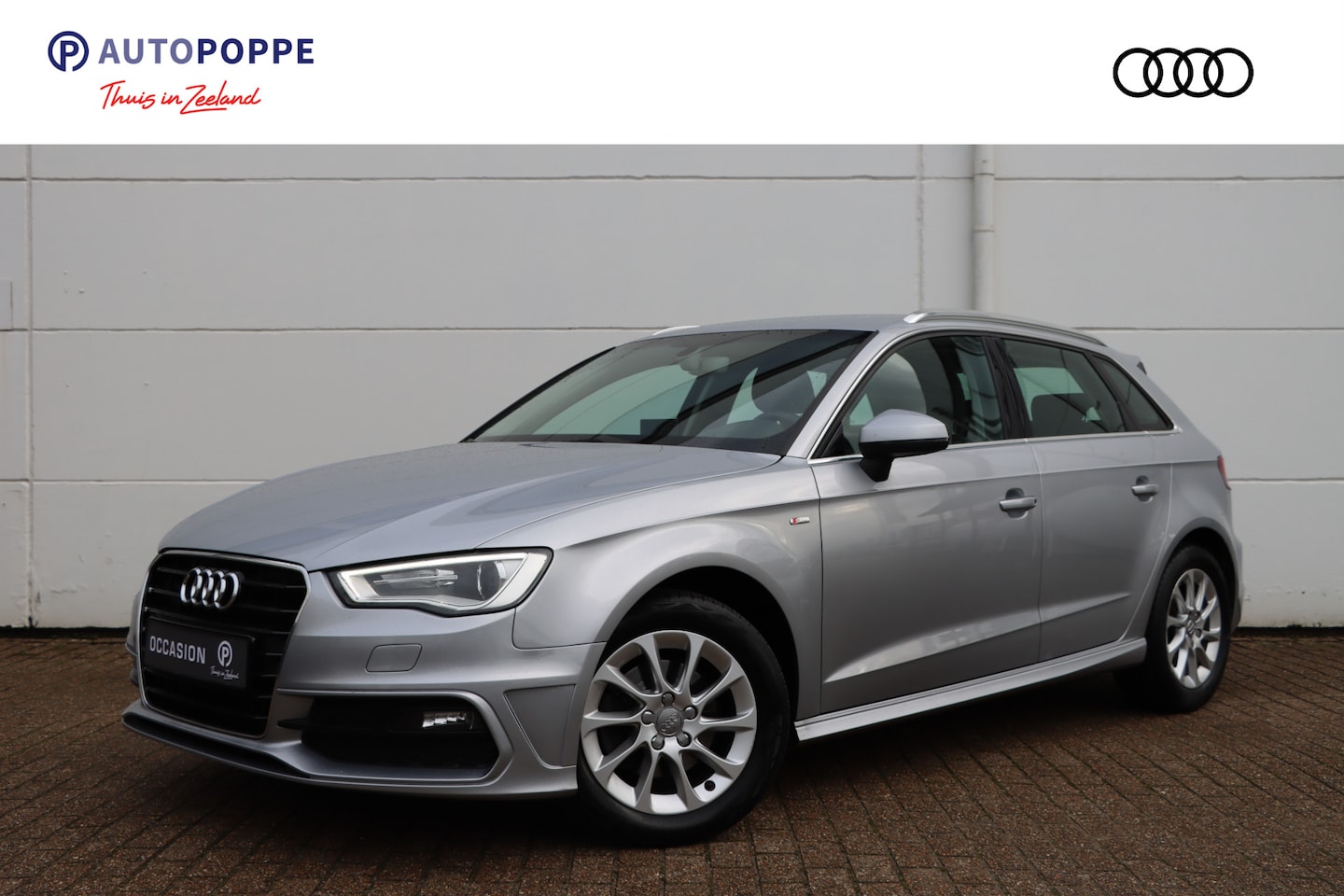 Audi A3 Sportback - 1.2 TFSI Adrenalin S-Line 110pk - AutoWereld.nl