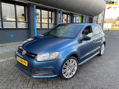 Volkswagen Polo - 1.4 TSI BlueGT DSG/CLIMA/APPLE CARPLAY