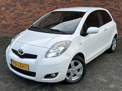 Toyota Yaris - 1.3 VVTi Aspiration/ Airco/ Trekh./ Aux