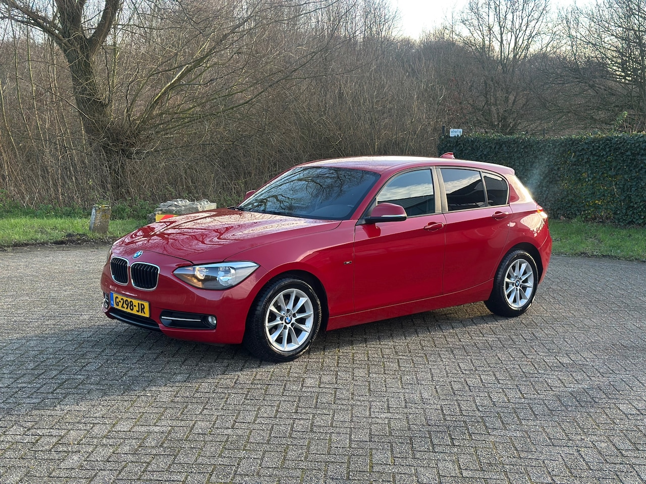 BMW 1-serie - 116i CARPLAY I 136PK I SPORT I NETTE AUTO I NWE APK - AutoWereld.nl