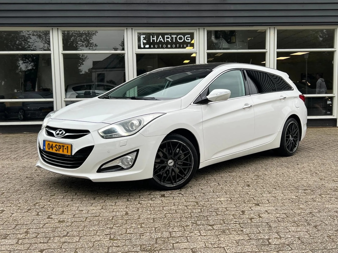 Hyundai i40 Wagon - 2.0 GDI i-Catcher | Leer | Pano | Navi | Camera | VOL! | - AutoWereld.nl