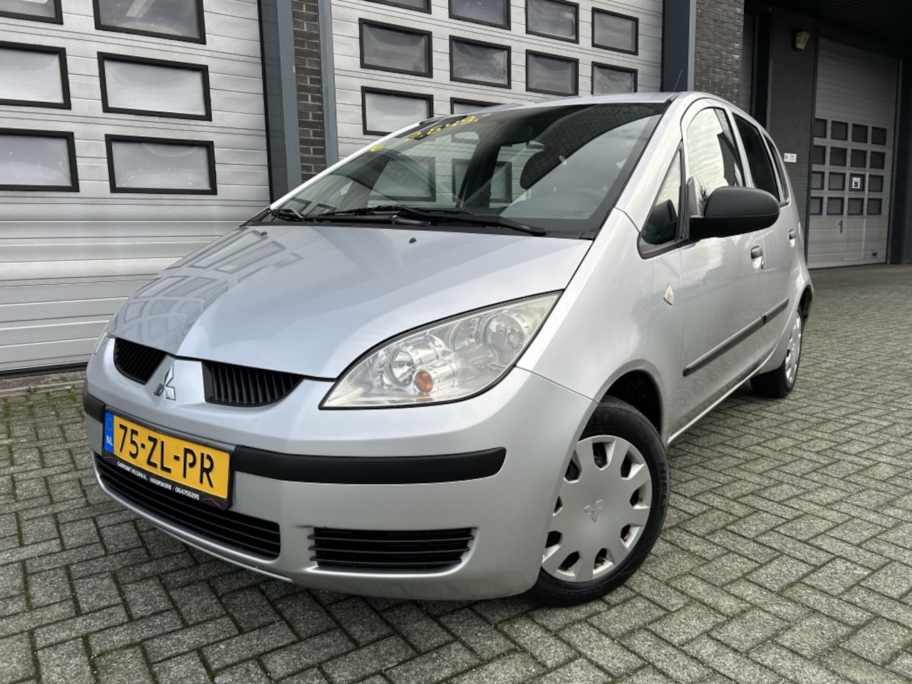 Mitsubishi Colt - 1.3 Incharge 5DRS *Airco* Rijdt top! NAP - AutoWereld.nl