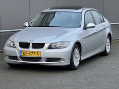 BMW 3-serie - 320i Executive bomvol