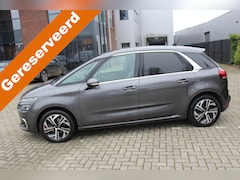 Citroën C4 Picasso - 1.2 PureTech Shine Clima-Cruise-Navi-Dodehoek Detectie-Park Assist-Half leder-Trekhaak