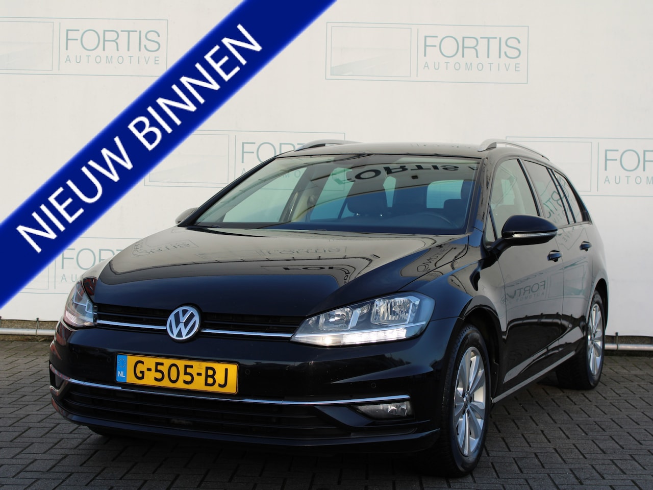 Volkswagen Golf Variant - 1.6 TDI Comfortline Business NL AUTO | STOELMASSAGE | STOELVERW | ADAPTIEVE CRUISE | TREKH - AutoWereld.nl