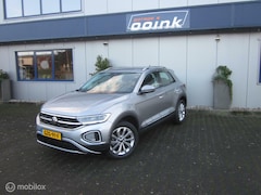 Volkswagen T-Roc - 1.5 TSI Life Business