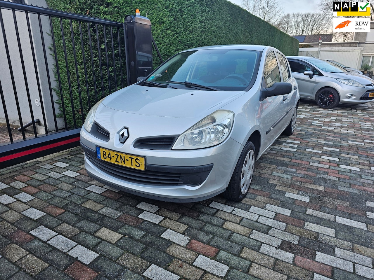 Renault Clio - 1.2-16V Expression 2008 Airco 5 deurs - AutoWereld.nl