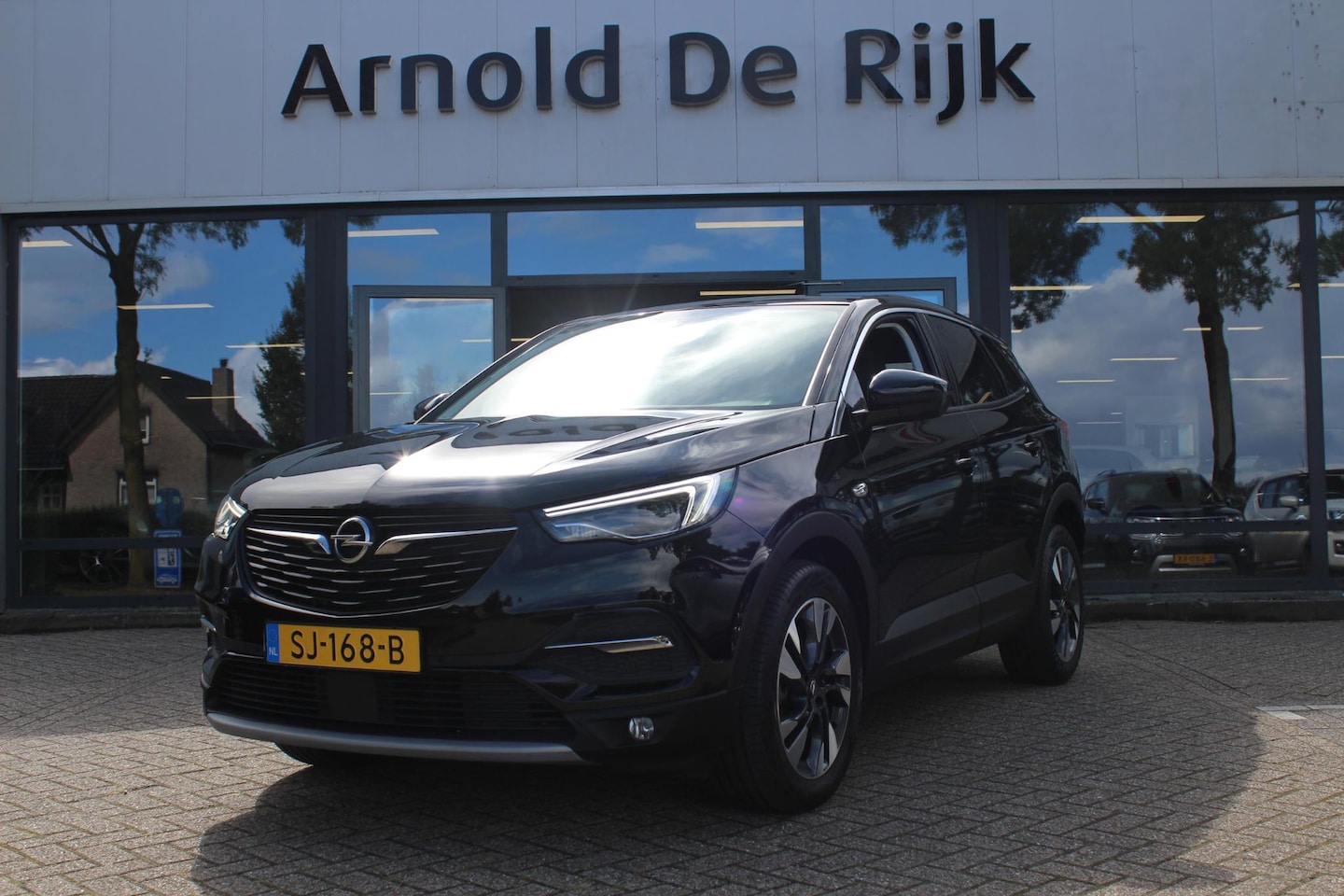 Opel Grandland X - 1.2 Turbo Business Executive AUTOMAAT! Nieuwe motor! - AutoWereld.nl