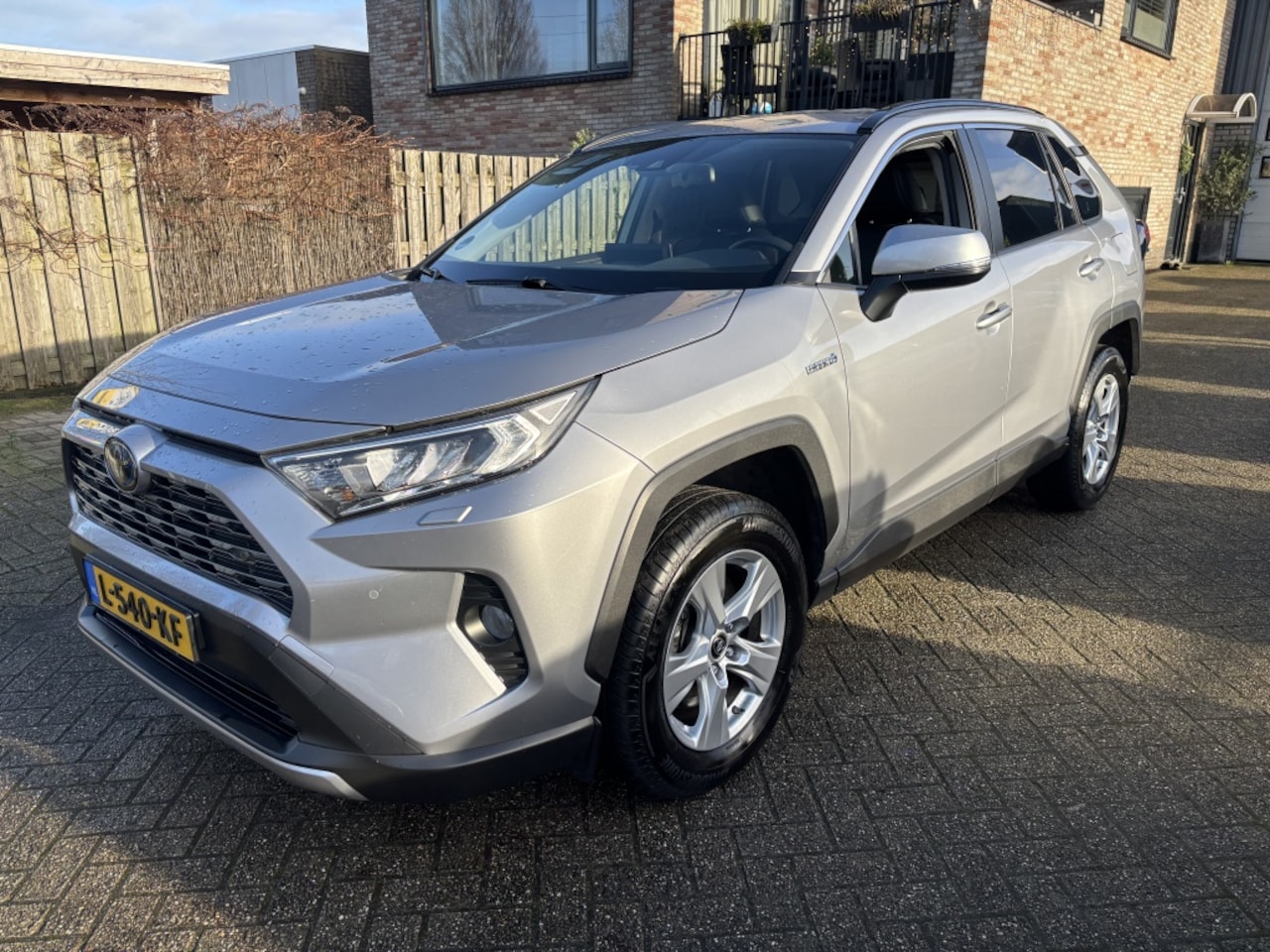 Toyota RAV4 - 2.5 Hybrid Active 2.5 Hybrid Active - AutoWereld.nl