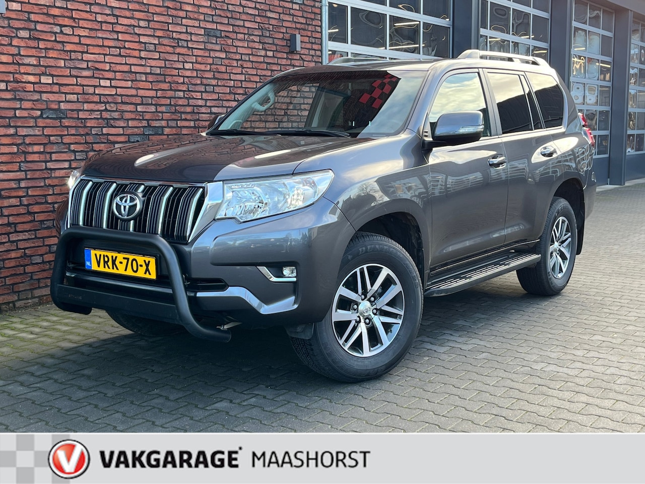 Toyota Land Cruiser Challenger - 2.8 D-4D-F Window Van BTW AchteruitrijCam./PDC/LED/DAB/Navi/Clima/Airco/Cruise/Trekhaak/Ap - AutoWereld.nl