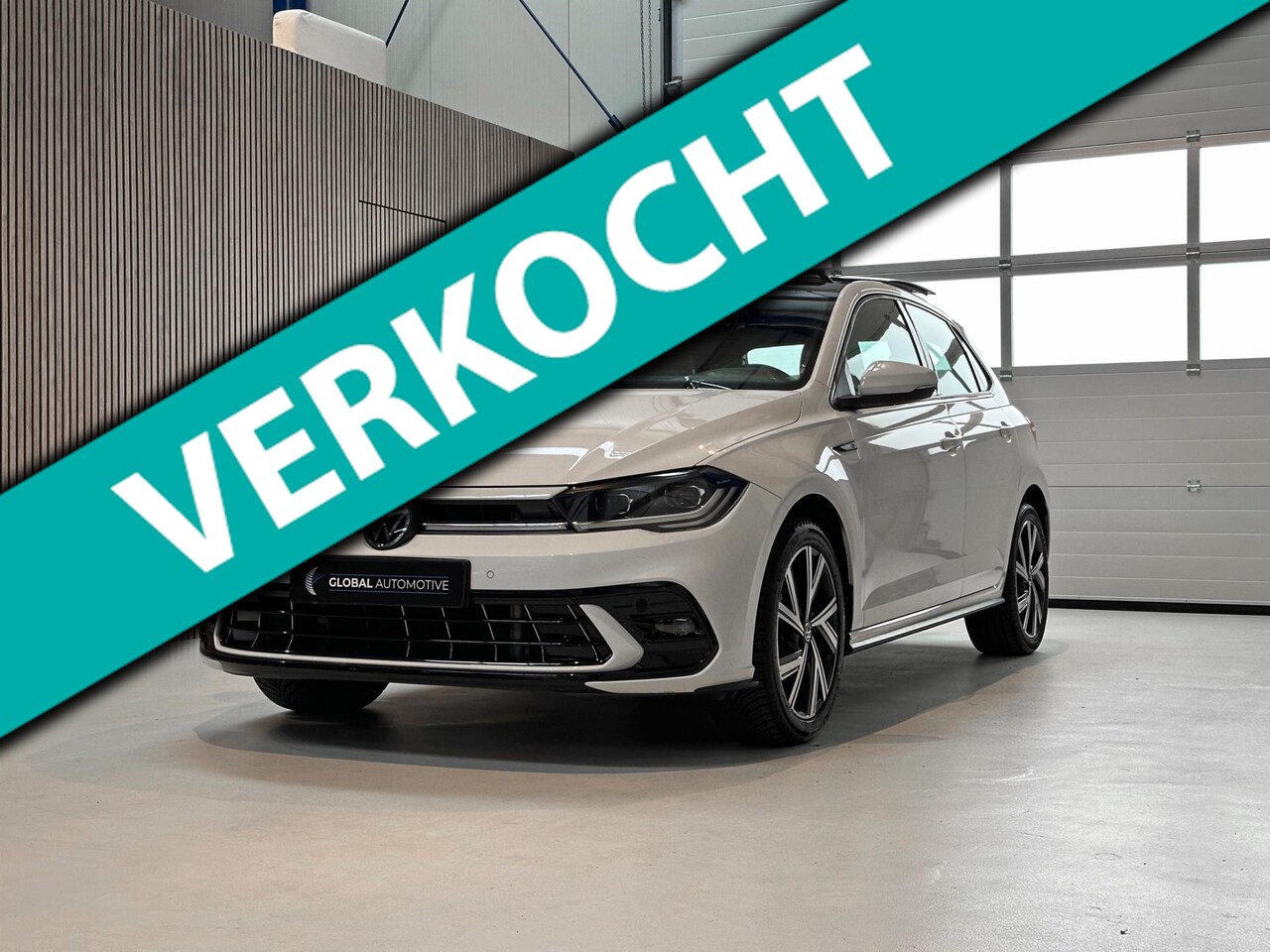 Volkswagen Polo - 1.0 TSI R-Line 110PK - PANORAMADAK - AUTOMAAT - VIRTUAL COCKPIT - LED LAMPEN - LANE ASSIST - AutoWereld.nl