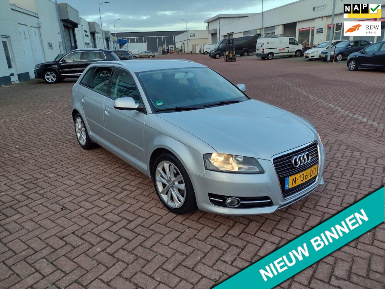 Audi A3 Sportback - 1.2 TFSI Ambition Pro Line Business MOOIE AUTO BEL 061959061 APK 03-02-2025 - AutoWereld.nl