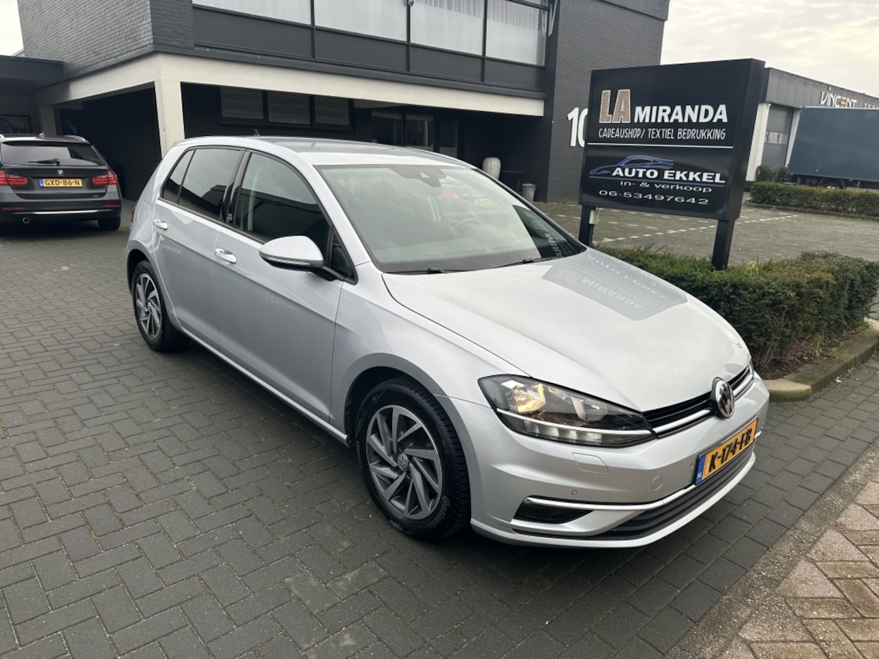 Volkswagen Golf - 1.5 TSI Highline 1.5 TSI Highline - AutoWereld.nl