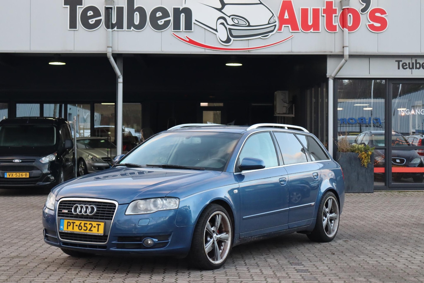 Audi A4 Avant - 2.0 TDI Pro Line Navigatie, Climate control, Cruise control, Lichtmetalen wielen - AutoWereld.nl