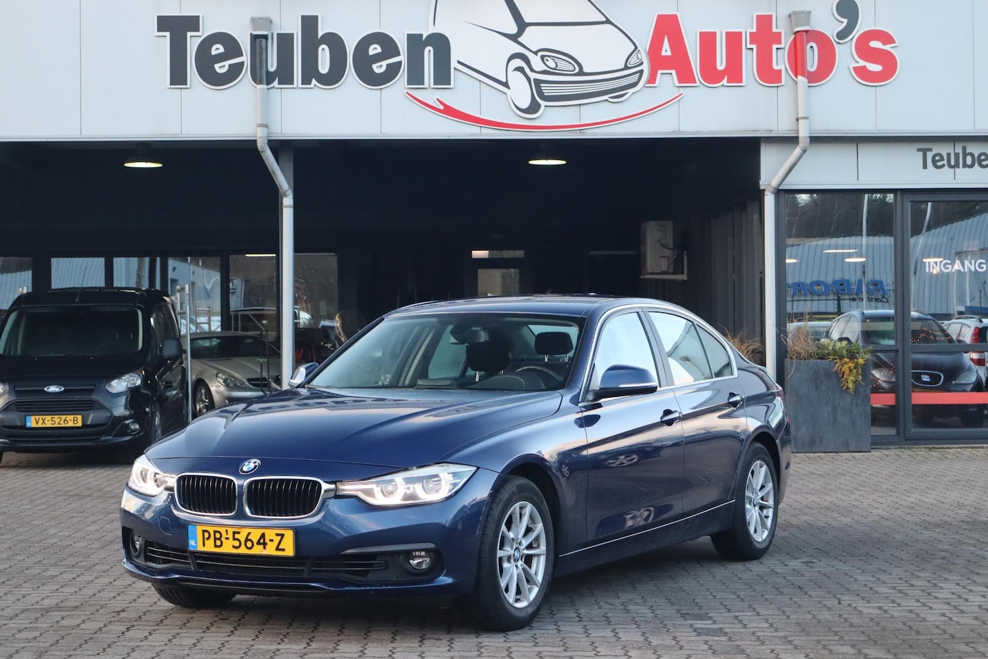 BMW 3-serie - 318i Executive !!Zie foto's!! Navigatie, Climate control, Cruise control, !!Motorstoring b - AutoWereld.nl