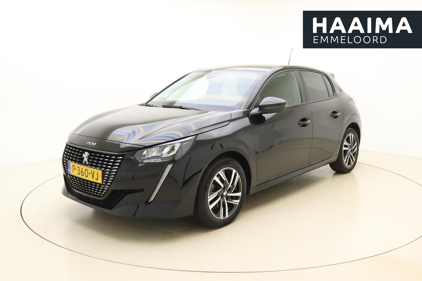 Peugeot 208 - 1.2 PureTech Allure 100 PK | Automaat | Camera | Navigatie | Licht metalen velgen | Cruise - AutoWereld.nl