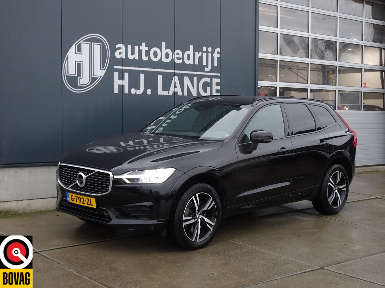 Volvo XC60 - 2.0 B5 R-Design 2.0 B5 R-Design - AutoWereld.nl