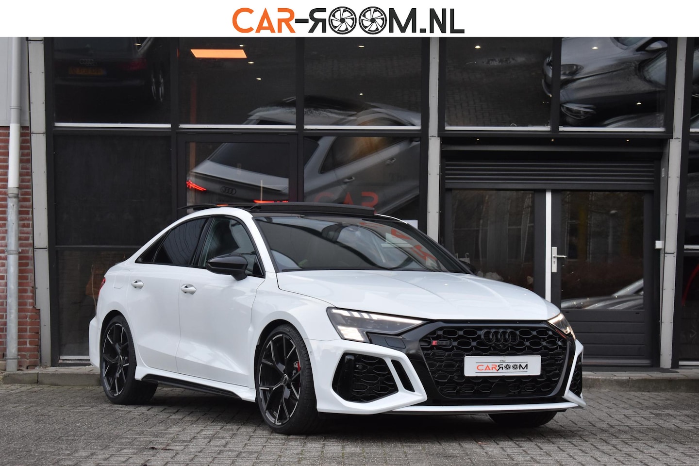 Audi RS3 - Limousine 2.5 TFSI RS3 quattro Pano Lane ACC Camera B&O - AutoWereld.nl