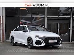 Audi RS3 - Limousine 2.5 TFSI RS3 quattro Pano Lane ACC Camera B&O