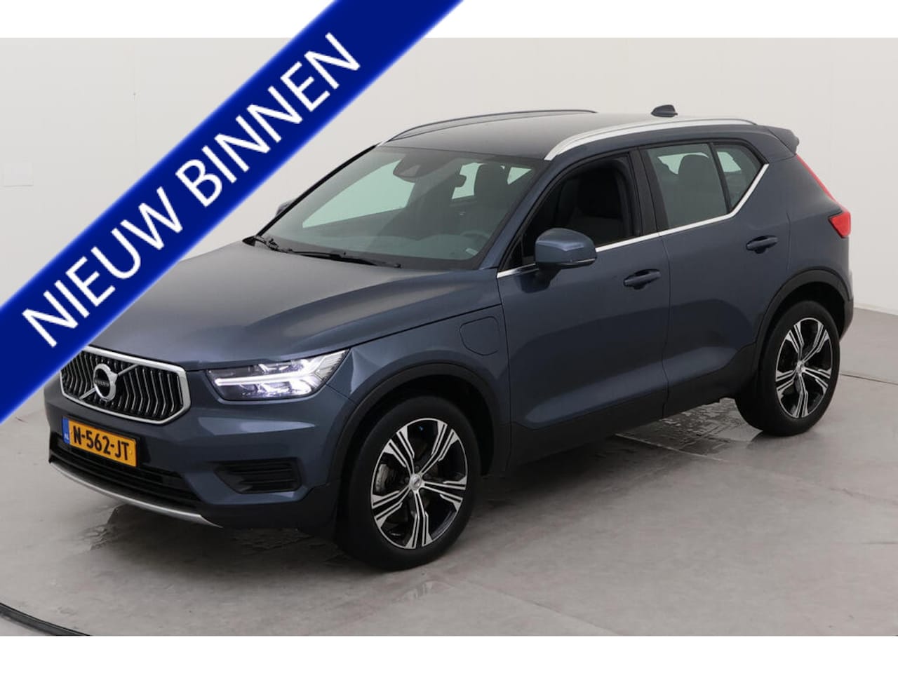 Volvo XC40 - 1.5 T4 Recharge Inscription Expression NL AUTO | STOELKOELING | CAMERA | STOELVERW | ADAPT - AutoWereld.nl