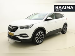 Opel Grandland X - 1.6 Turbo Hybrid4 Innovation Automaat 300pk Navigatie | Climate Control | Verwarmbare Voor