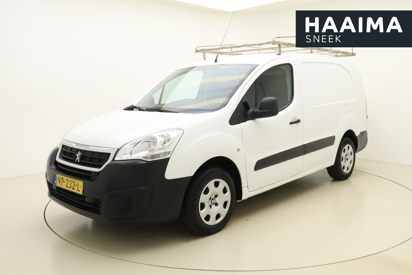 Peugeot Partner - 122 1.6 HDi L2 XR 90 PK | Handgeschakeld | Imperiaal | Betimmering | Radio | Airco | Cruis - AutoWereld.nl