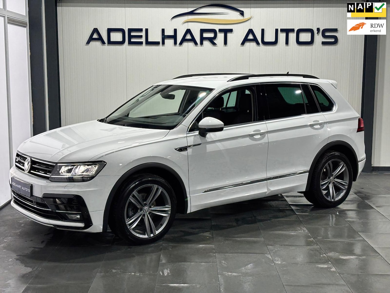 Volkswagen Tiguan - 1.5 TSI ACT Highline R Line Automaat DSG / Apple CarPlay / Cruise control / Climate contro - AutoWereld.nl