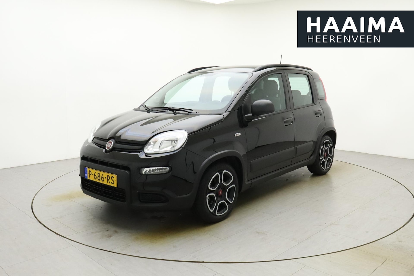 Fiat Panda - 1.0 Hybrid City Life | DEMO | 5-zits uitvoering | Nero Cinema Metallic | Zuinige motor | A - AutoWereld.nl