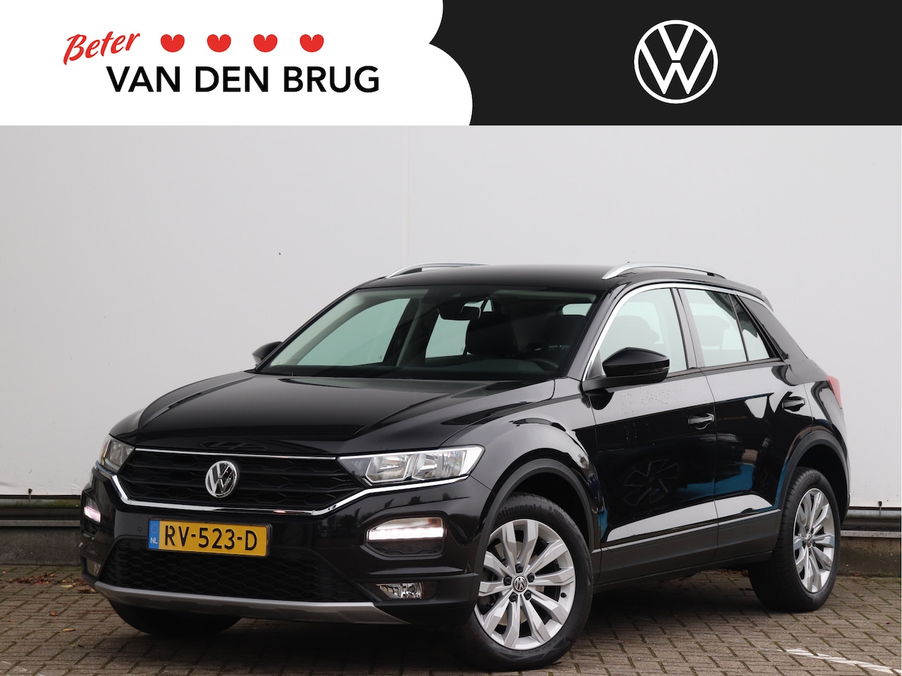 Volkswagen T-Roc - 1.0 TSI Style | Trekhaak | Navigatie | Adaptive cruise control | Parkeersensoren | Climate - AutoWereld.nl