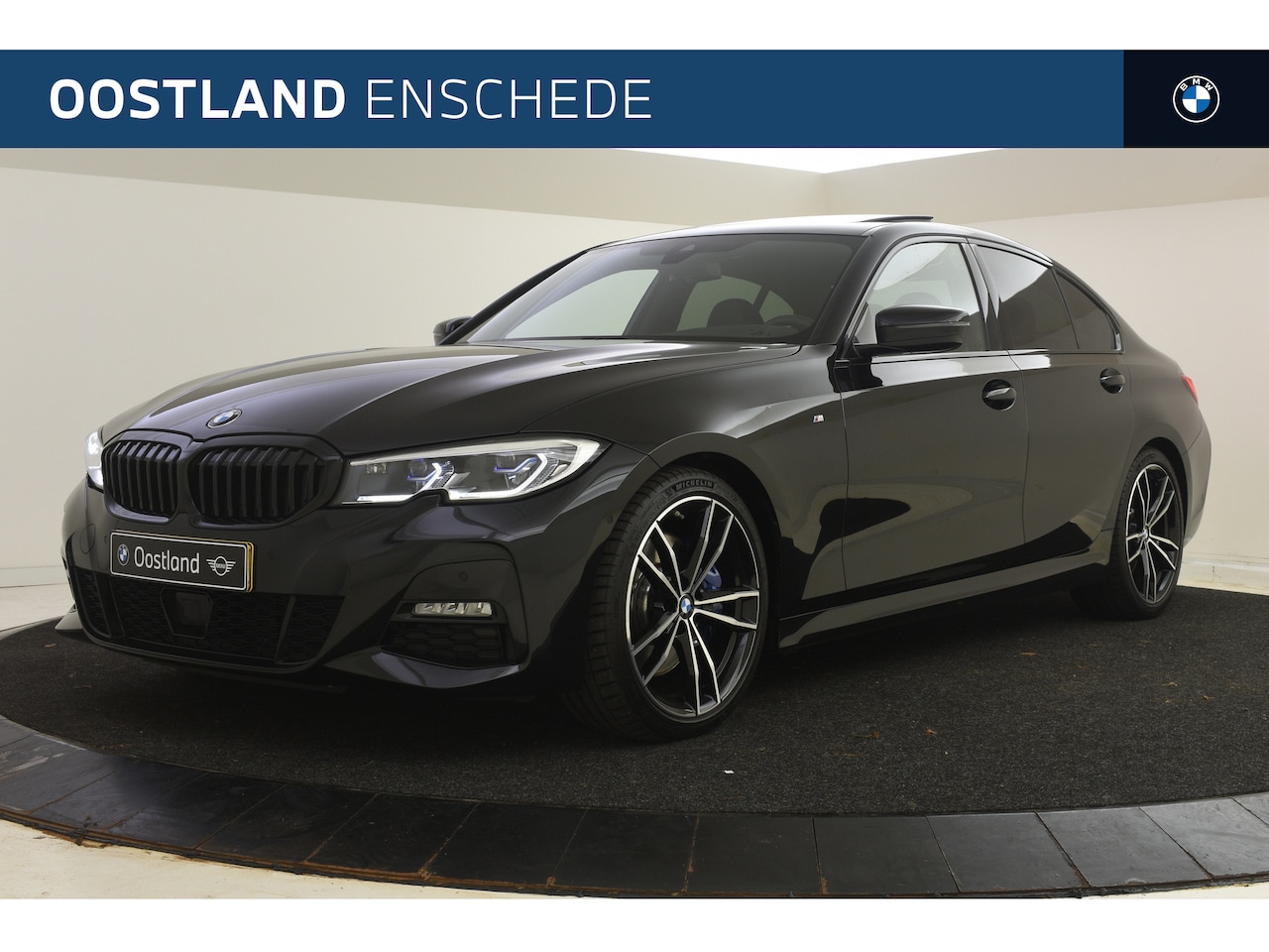 BMW 3-serie - 330i High Executive M Sport Automaat / Schuif-kanteldak / Trekhaak / Laserlicht / Sportsto - AutoWereld.nl