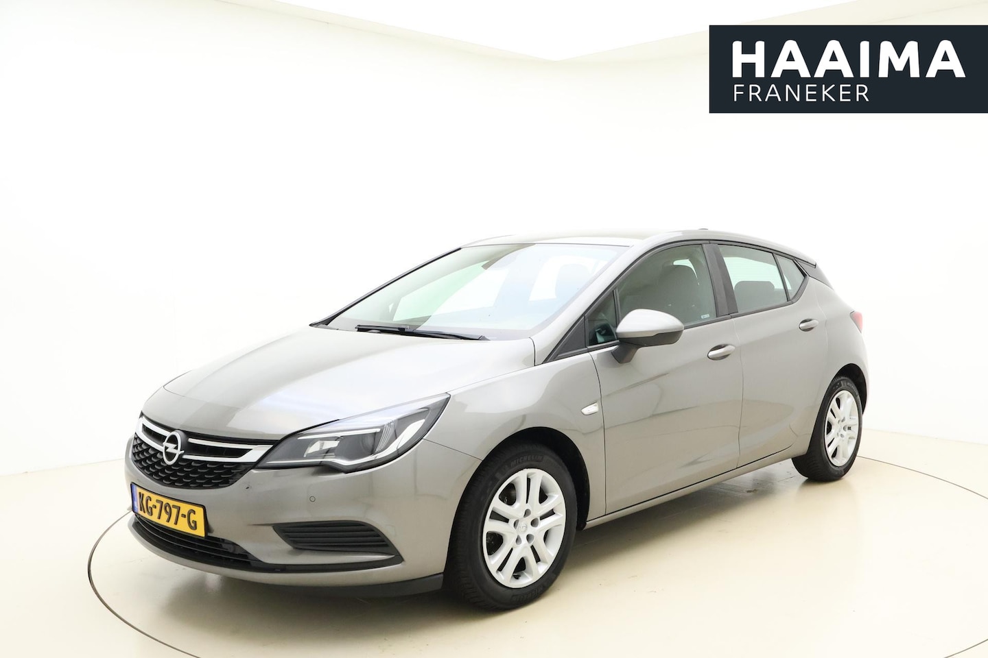 Opel Astra - 1.0 Edition 105pk | Navigatie | Airco | Trekhaak Afneembaar | Cruise Control | Parkeersens - AutoWereld.nl