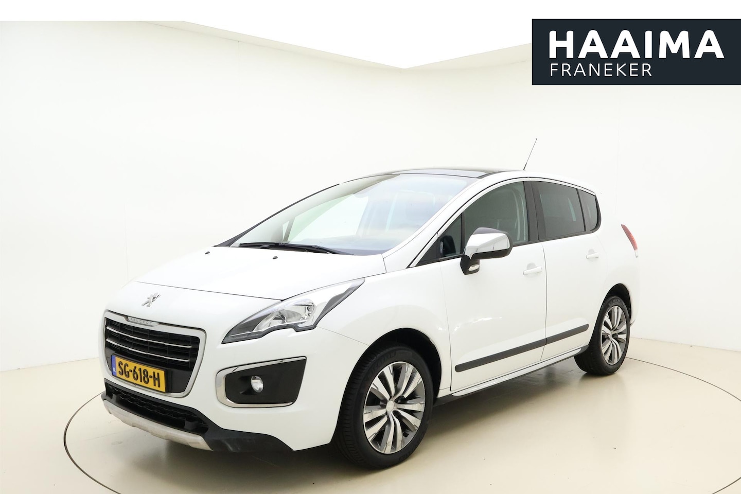 Peugeot 3008 - 1.2 PureTech Allure 130pk | Navigatie | Climate Control | Trekhaak | Lichtmetalen Velgen | - AutoWereld.nl