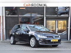 Volkswagen Golf - 2.0 TDI Highline Keyless ACC Camera DSG NAP