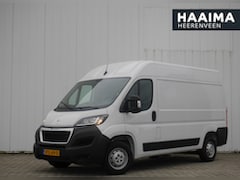 Peugeot Boxer - 2.2 BlueHDi L2H2 3.0t 120 Pk | 3-Zits | Cruise Control | Radio | Navigatie | Trekhaak | Ve