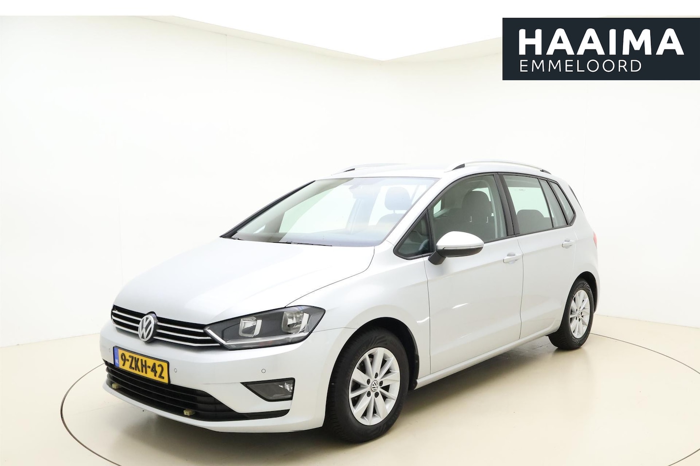 Volkswagen Golf Sportsvan - 1.2 TSI Comfortline 110pk | Navigatie | Trekhaak | Climate Control | Lichtmetalen Velgen | - AutoWereld.nl