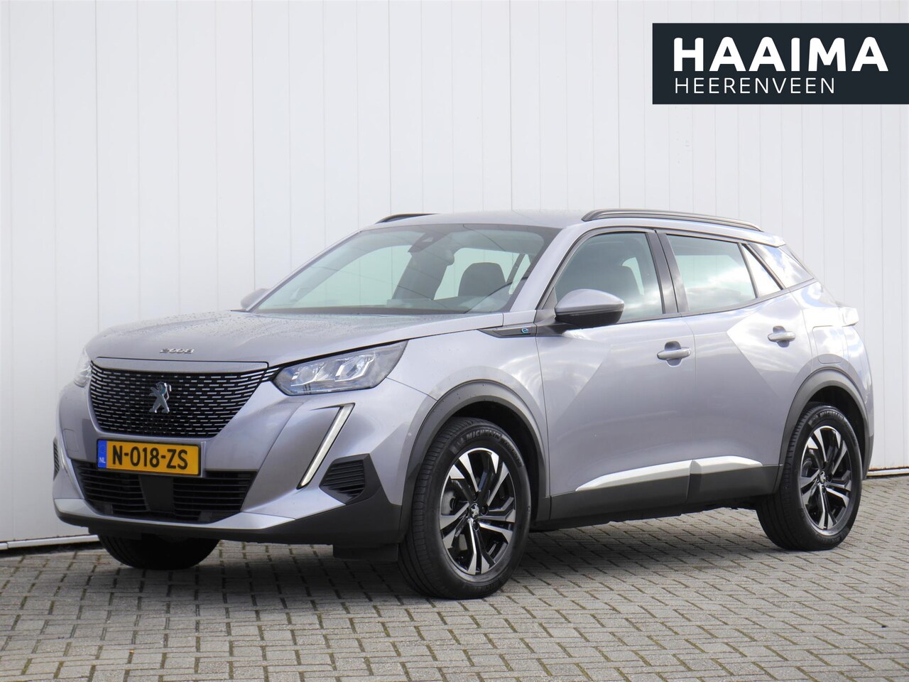 Peugeot e-2008 - EV Allure 50 kWh 8% Bijtelling | 1-Fase | Apple Carplay/Android Auto | 3D-Cockpit | 17-Inc - AutoWereld.nl