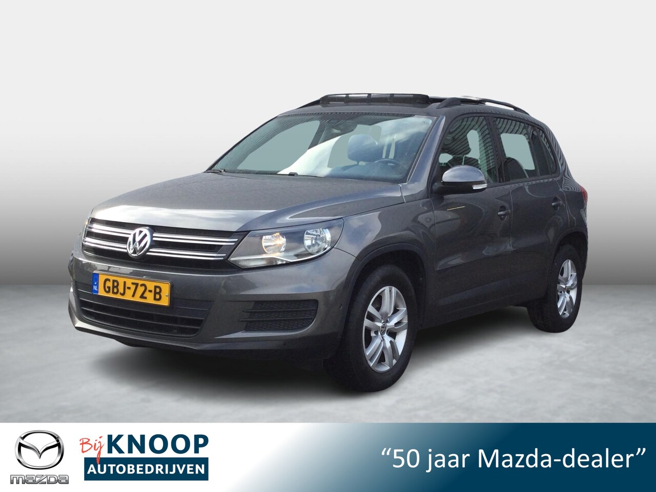 Volkswagen Tiguan - 1.4 TSI Trendline | Pano dak | Climate control | PDC | - AutoWereld.nl