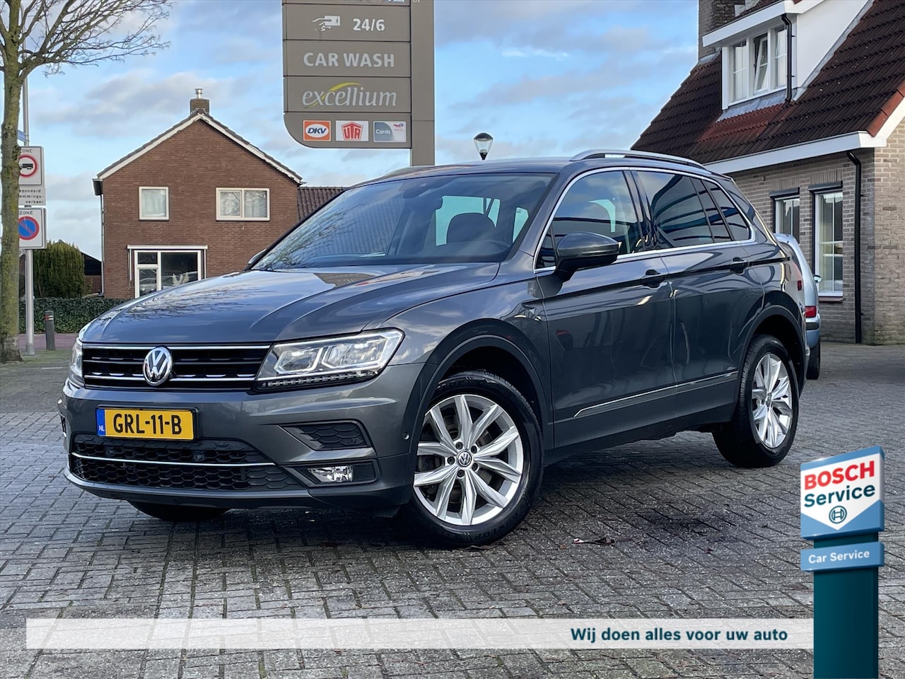 Volkswagen Tiguan - 2.0 TSI 180PK / Virtual Cockpit / Led / Camera / Alcantara / Dcc / Clima / Cruise / Inpark - AutoWereld.nl