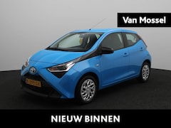 Toyota Aygo - 1.0 VVT-i x-play | Airco |16.400km | Apple car play | Camera | Cruise control