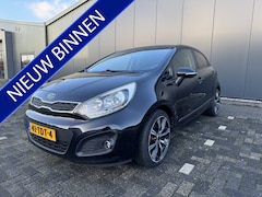 Kia Rio - 1.2 CVVT Super Pack 5 DRS. AIRCO TREKHAAK. VOL OPTIES