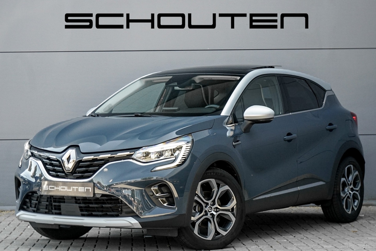 Renault Captur - 1.6 E-Tech Plug-in Hybrid 160 Intens Schuifdak Camera 18" - AutoWereld.nl