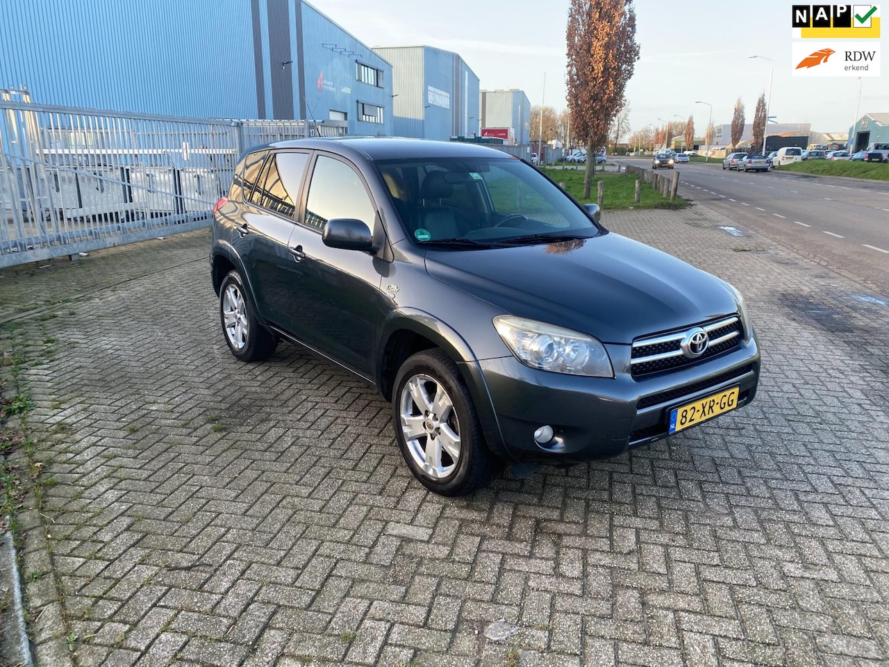 Toyota RAV4 - 2.2 D-CAT Executive 2.2 D-CAT Executive - AutoWereld.nl