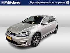 Volkswagen e-Golf - E-DITION ACC / Parkeerhulp / Navi Full map / LM 17'' / LED / Clima / 12 maanden garantie