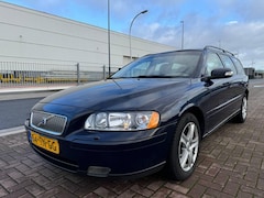 Volvo V70 - 2.4 Edition /Airco/Cruise/140 PK/Leder/Nieuwe APK