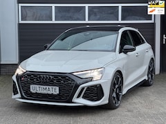 Audi RS3 - SPORTBACK 2.5 TFSI RS 3 quattro Keramische Schijven, HUD, Pano, Carbon, Vol Opties