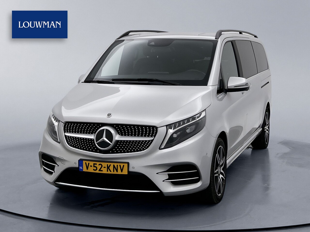 Mercedes-Benz V-klasse - 250d 4-MATIC Extra Lang Dubbele Cabine Avantgarde AMG Styling Leder Dubbele Schuifdeur - AutoWereld.nl