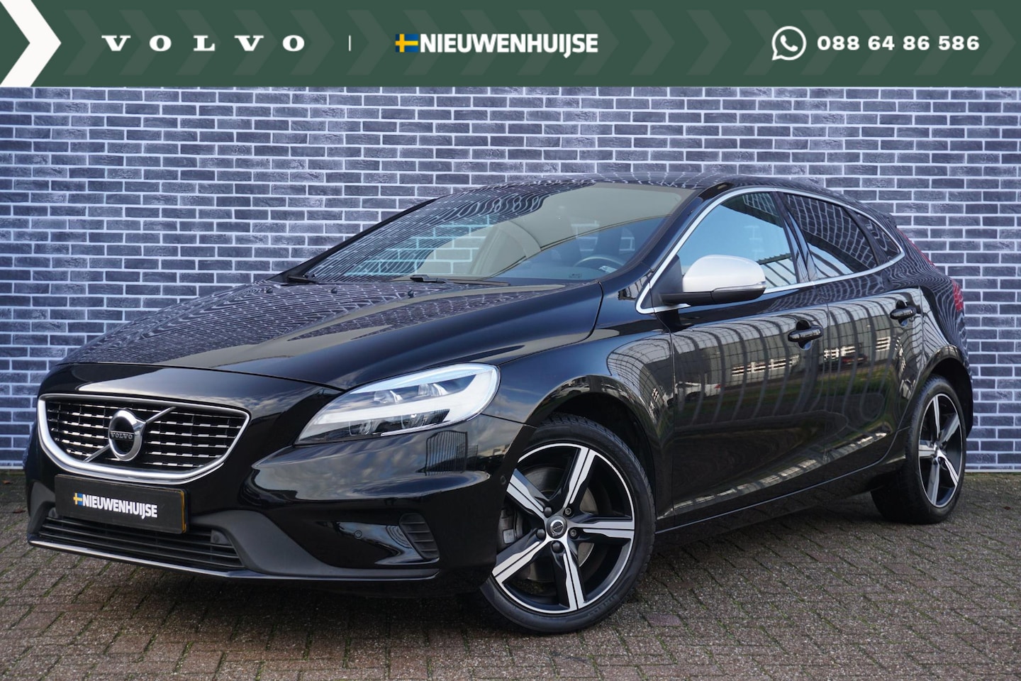 Volvo V40 - 1.5 T3 Polar+ Sport | Trekhaak | standkachel | Panorama dak | Harman/Kardon | Keyless entr - AutoWereld.nl